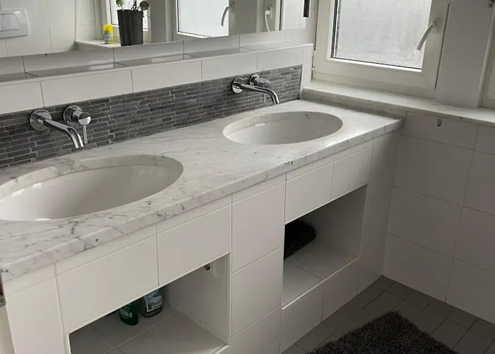 Apartman Caros *
